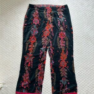 Vintage women’s velvet cropped pants(Oilily)
